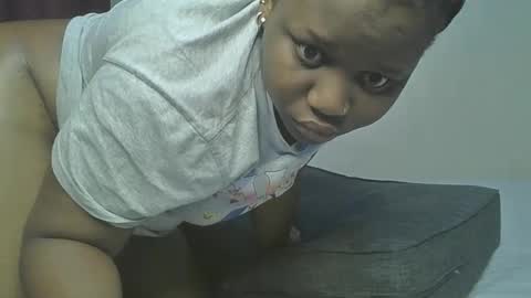 ceepretty25 online show from May 31, 2026, 2:42 am