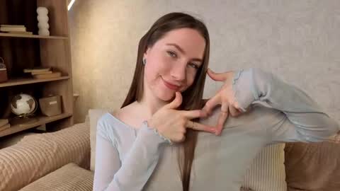 Josie Manesi online show from September 20, 2025, 5:30 am