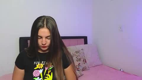 Snapshot of celeste_1star chatting on January 27, 2025, 1:05 am celeste_1star online show from January 27, 2025, 1:05 am