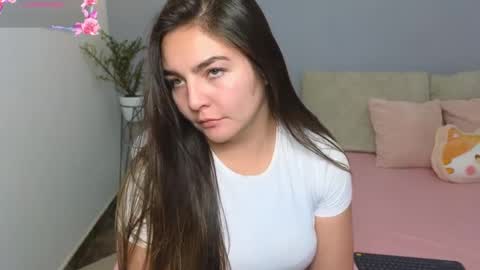 Snapshot of celeste_1star chatting on September 14, 2025, 12:32 am celeste_1star online show from September 14, 2025, 12:32 am