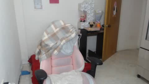 Snapshot of celeste_anny1 chatting on January 24, 2025, 6:46 pm CELESTE online show from January 24, 2025, 6:46 pm