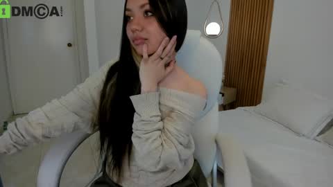 Snapshot of celeste_belmontt chatting on May 19, 2026, 2:01 pm Celeste online show from May 19, 2026, 2:01 pm