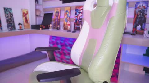 Celeste  online show from December 13, 2024, 2:16 pm