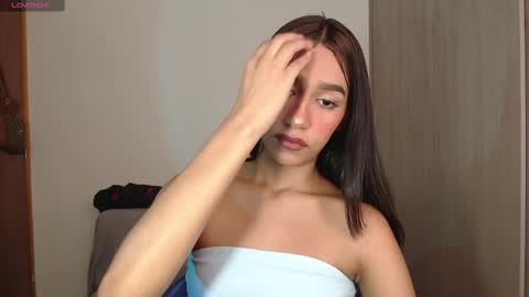 Snapshot of celeste_cute4 chatting on January 19, 2025, 8:19 pm celeste_cute4 online show from January 19, 2025, 8:19 pm