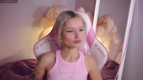 Snapshot of celeste_eyes0n chatting on October 11, 2025, 8:51 pm Celeste online show from October 11, 2025, 8:51 pm