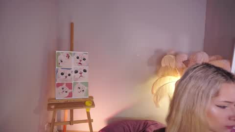 Snapshot of celeste_eyes0n chatting on October 14, 2025, 8:42 pm Celeste online show from October 14, 2025, 8:42 pm