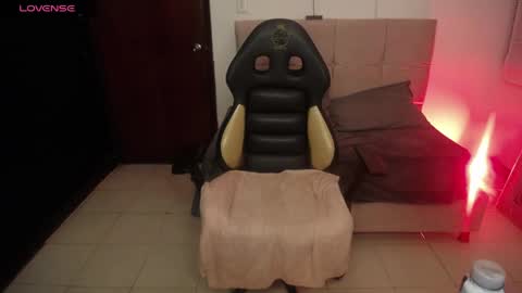 Snapshot of celeste_fioree chatting on May 30, 2026, 4:15 pm celeste_fioree online show from May 30, 2026, 4:15 pm