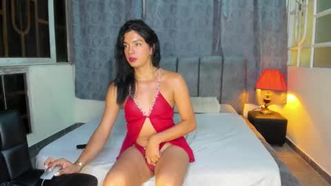 Snapshot of celeste_funnyy chatting on December 23, 2025, 1:36 am Andrea online show from December 23, 2025, 1:36 am