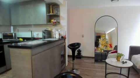 mia  sofiabohorquez INSTAGRAM online show from December 16, 2025, 4:23 pm