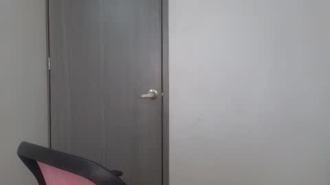 celeste_shinny online show from November 25, 2025, 5:13 pm