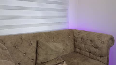 Snapshot of celeste_tailor_ chatting on December 18, 2024, 12:10 am Celeste Tailor online show from December 18, 2024, 12:10 am