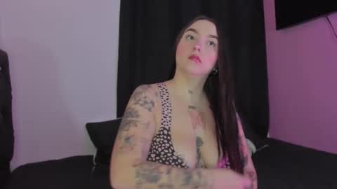 Snapshot of celeste_y_pipe chatting on November 28, 2025, 3:09 am Celeste Y Pipe online show from November 28, 2025, 3:09 am