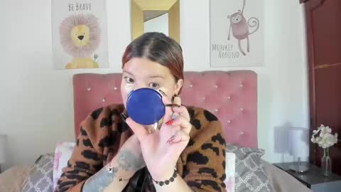 Snapshot of celesteredds chatting on October 15, 2025, 11:32 am Celeste online show from October 15, 2025, 11:32 am