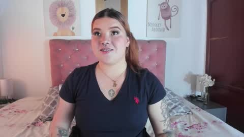 Snapshot of celesteredds chatting on October 27, 2025, 2:54 pm Celeste online show from October 27, 2025, 2:54 pm