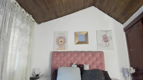 Snapshot of celesteredds chatting on November 6, 2025, 11:22 am Celeste online show from November 6, 2025, 11:22 am