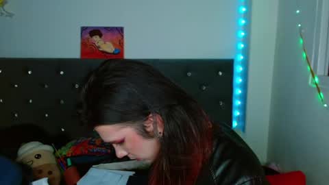 Snapshot of celesteswett chatting on January 18, 2025, 4:59 am I am Valentinn online show from January 18, 2025, 4:59 am