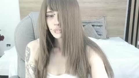 Snapshot of celestica_rose chatting on April 28, 2026, 2:27 am Celestica online show from April 28, 2026, 2:27 am