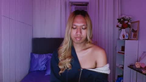 Celeste online show from November 17, 2025, 2:34 pm