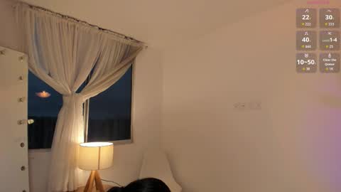 Ari online show from November 10, 2025, 9:58 pm