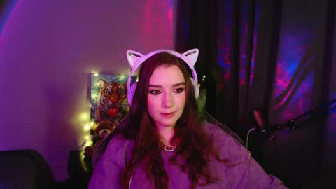Snapshot of celia_sensual_ chatting on May 15, 2026, 7:32 pm celia_sensual_ online show from May 15, 2026, 7:32 pm