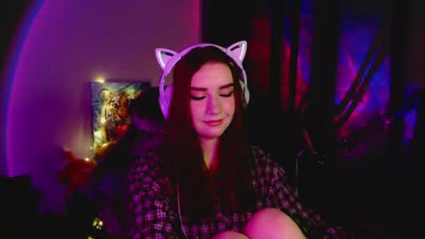Snapshot of celia_sensual_ chatting on June 10, 2026, 4:39 pm celia_sensual_ online show from June 10, 2026, 4:39 pm