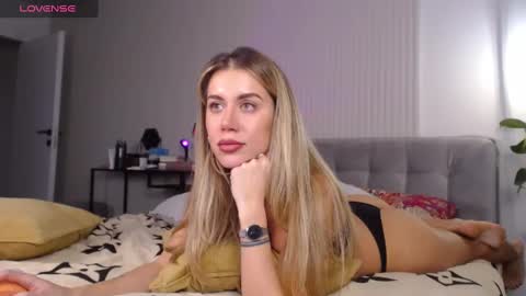 Celin online show from February 27, 2025, 9:58 pm