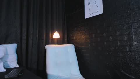 Snapshot of celinayhanck chatting on March 11, 2025, 12:50 pm CelinaYHanck online show from March 11, 2025, 12:50 pm