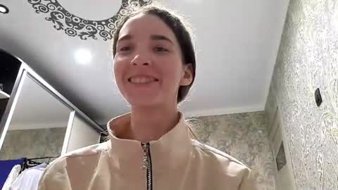 Elizabeth online show from June 20, 2026, 10:29 am
