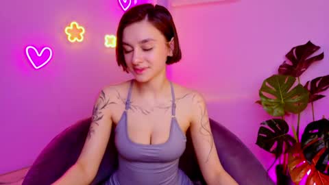  Celine  online show from April 12, 2026, 3:44 am