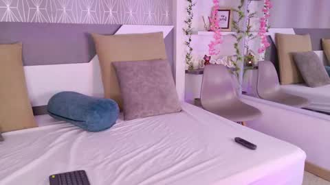 Celine online show from November 22, 2025, 4:17 pm