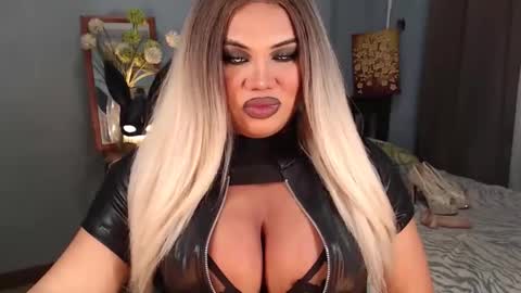 cellinekittcumerr online show from September 20, 2025, 2:40 pm