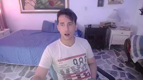 Snapshot of centurionjohnny chatting on December 5, 2024, 4:44 pm centurionjohnny online show from December 5, 2024, 4:44 pm