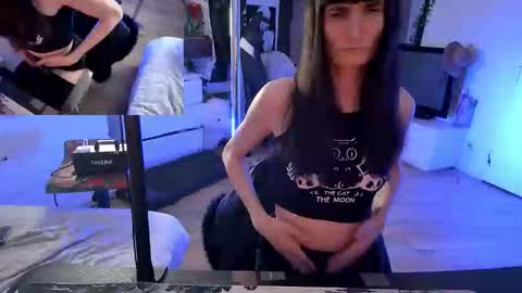 CeriseLapine online show from November 16, 2025, 10:37 pm