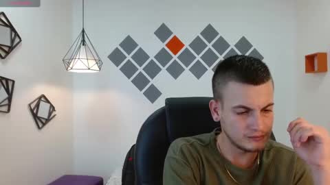 Snapshot of cerokershelby chatting on January 3, 2025, 10:19 pm Ceroke online show from January 3, 2025, 10:19 pm