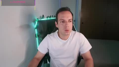 Cerso online show from June 2, 2026, 1:40 am