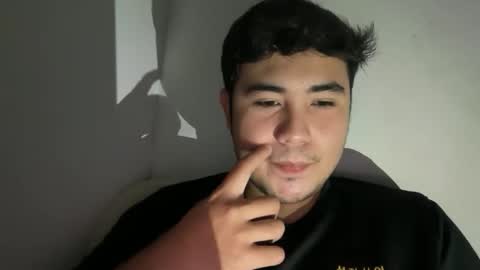 Snapshot of cesar_mask chatting on February 17, 2026, 11:50 am cesar_mask online show from February 17, 2026, 11:50 am