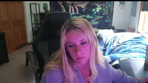 Marie online show from June 26, 2026, 6:45 pm