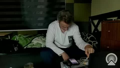 cezar online show from January 11, 2025, 7:27 pm