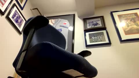 cfnmer online show from November 15, 2025, 9:21 pm