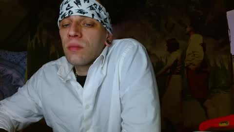 Snapshot of cguffey2284 chatting on January 16, 2025, 12:12 am cguffey2284 online show from January 16, 2025, 12:12 am