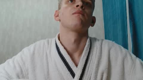 ch1lldrill online show from December 13, 2025, 10:48 pm