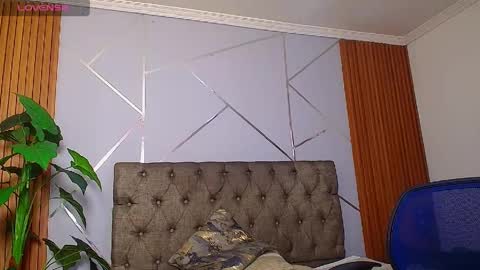 CHAARLOTTEE online show from April 13, 2026, 1:16 pm