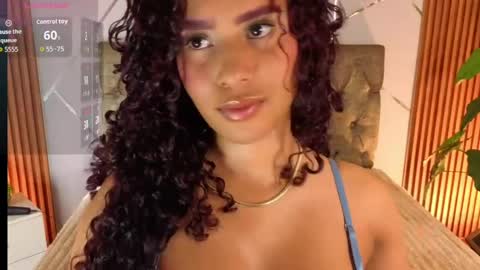 Snapshot of chaarlottee_69 chatting on June 5, 2026, 8:25 pm CHAARLOTTEE online show from June 5, 2026, 8:25 pm