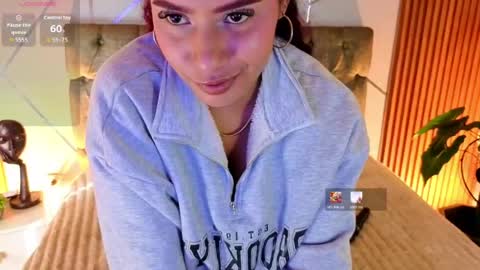 Snapshot of chaarlottee_69 chatting on July 25, 2026, 9:01 pm CHAARLOTTEE online show from July 25, 2026, 9:01 pm