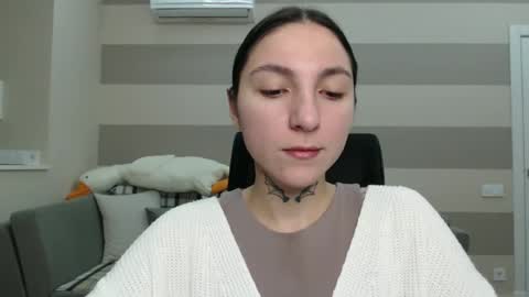 Kate online show from January 7, 2025, 6:38 am