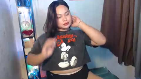 chabilataxx online show from February 25, 2026, 3:49 am