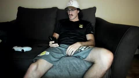 Snapshot of chadpowerz chatting on April 28, 2026, 2:38 am Lydong online show from April 28, 2026, 2:38 am