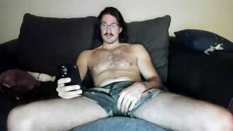 Snapshot of chadpowerz chatting on May 15, 2026, 11:01 pm Lydong online show from May 15, 2026, 11:01 pm
