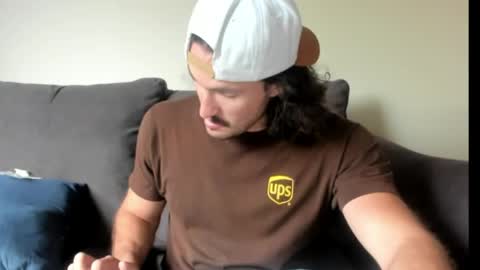 Snapshot of chadpowerz chatting on May 18, 2026, 11:43 pm Lydong online show from May 18, 2026, 11:43 pm