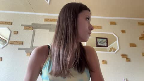 Snapshot of chaesoffel chatting on April 9, 2026, 8:20 am Luna online show from April 9, 2026, 8:20 am